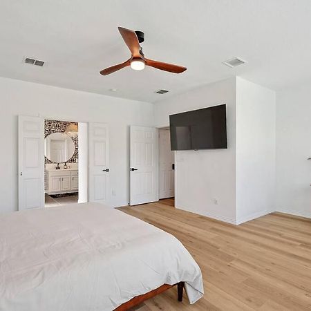 Villa Wellness Oasis 5Br W Pool + Huge Yard + Fire Pit Sachse Exterior foto