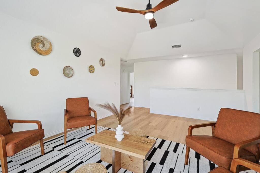 Villa Wellness Oasis 5Br W Pool + Huge Yard + Fire Pit Sachse Exterior foto