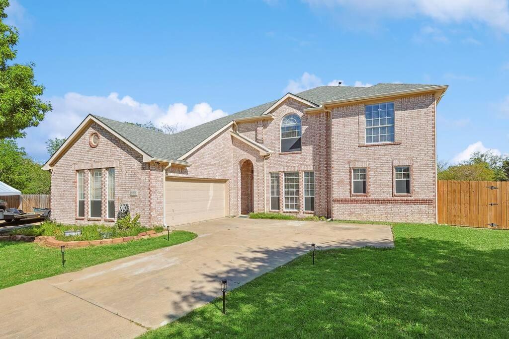 Villa Wellness Oasis 5Br W Pool + Huge Yard + Fire Pit Sachse Exterior foto
