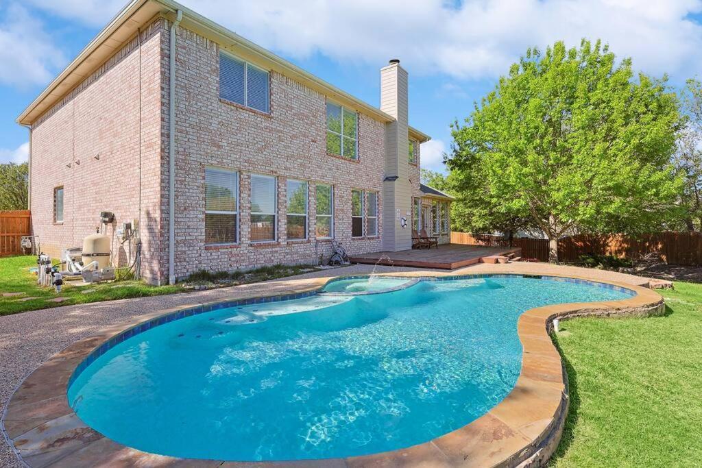 Villa Wellness Oasis 5Br W Pool + Huge Yard + Fire Pit Sachse Exterior foto